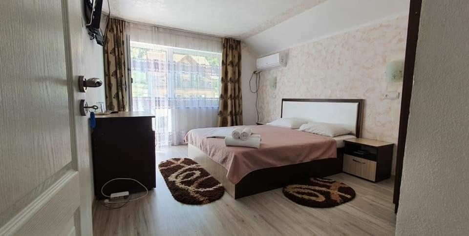 Casa Mimi Lägenhet Băile Herculane Exteriör bild