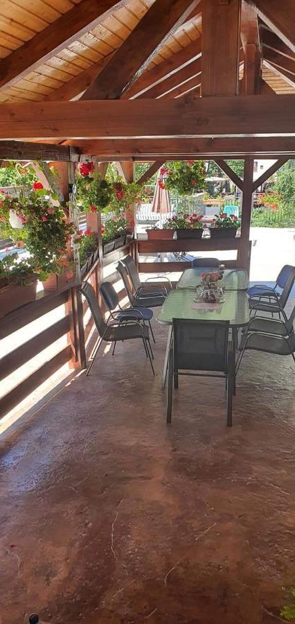 Casa Mimi Lägenhet Băile Herculane Exteriör bild